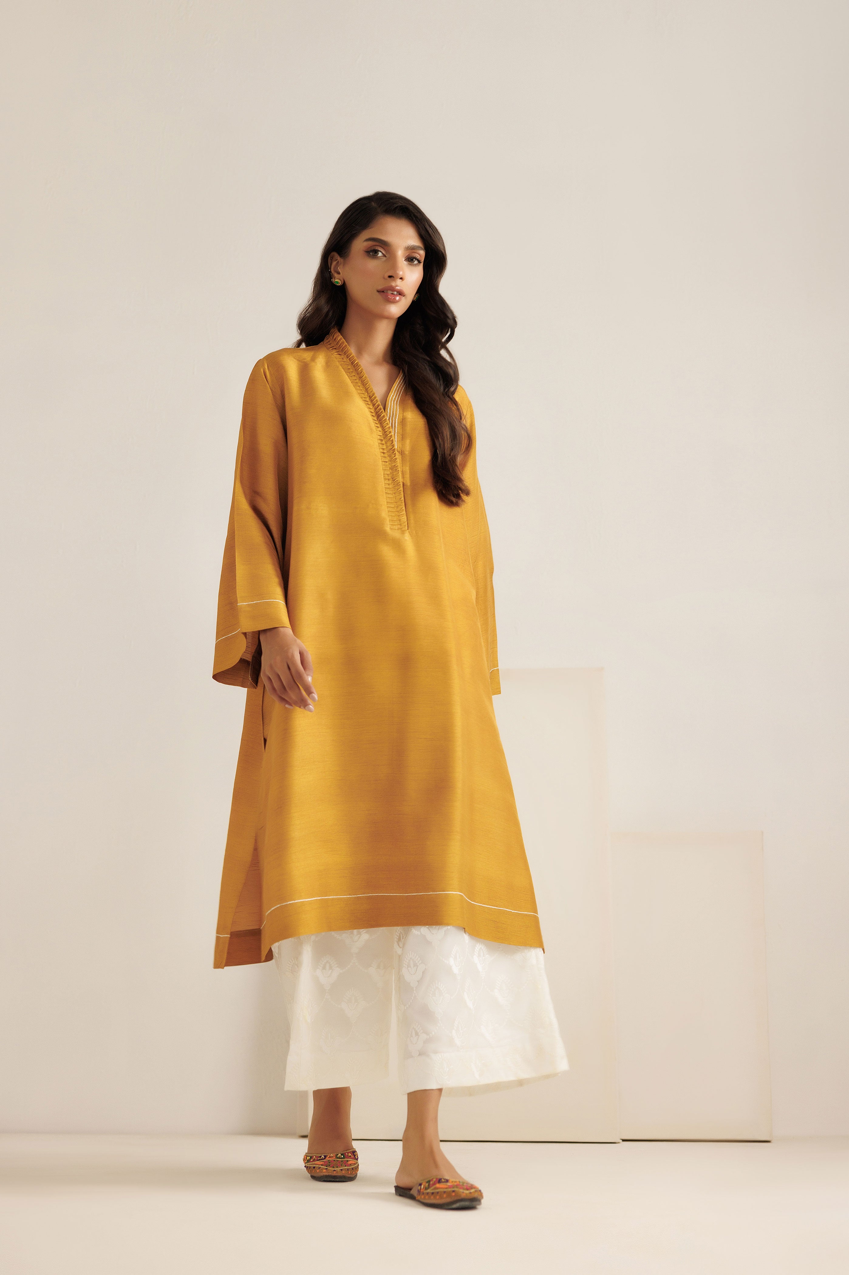 Suhana kurta